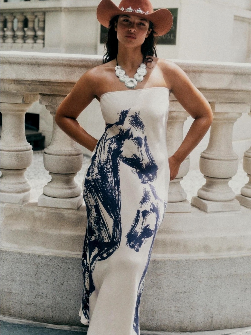 Gorgeous Anthropologie Conditions Apply strapless dress MP